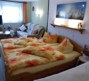 1 Schlafzimmer, Bügeleisen/Bügelbrett, kostenloses WLAN, Bettwäsche
