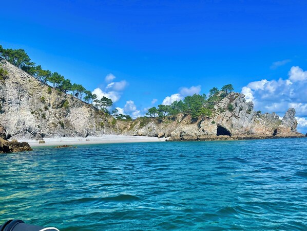 Beach nearby, sun-loungers