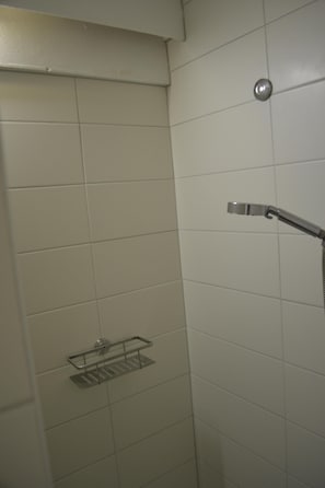 Dusj, hårføner og såpe
