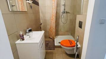 Dusche, Haartrockner, Seife