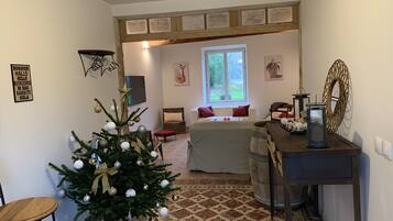 3 chambres, fer et planche Ă repasser, accĂšs Internet, draps fournis