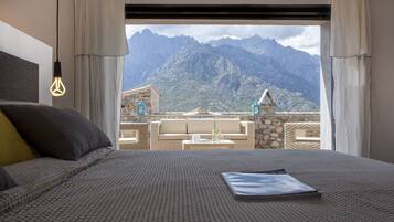 1 slaapkamer, een strijkplank/strijkijzer, gratis wifi, beddengoed