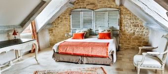 The Pré Verdine, luxury 5-star cottage, voted the most beautiful cottage in France, near the gulf