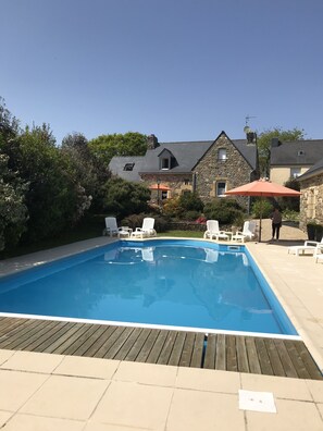 Udendørs pool, opvarmet pool