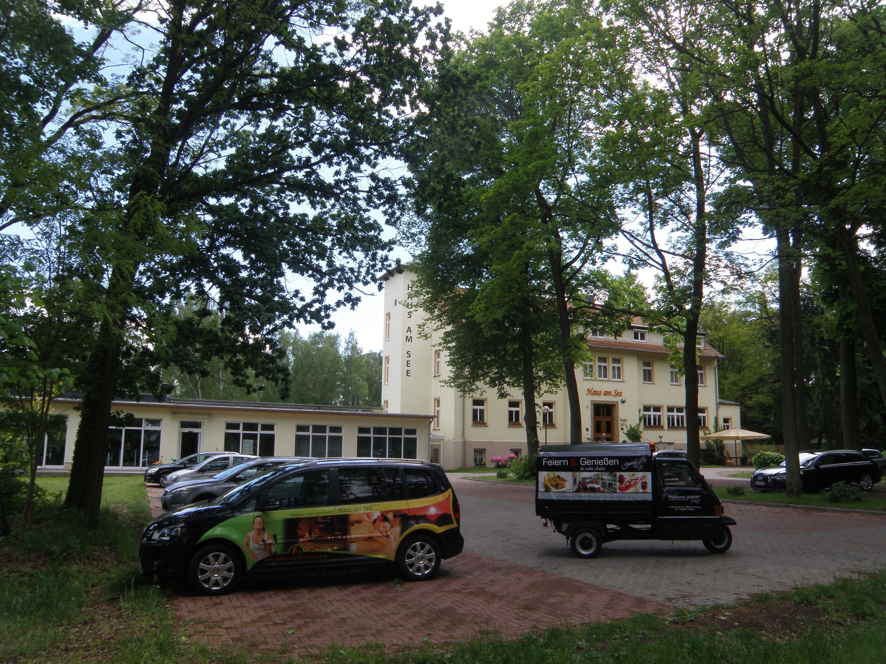 Apartment at the hotel with breakfast