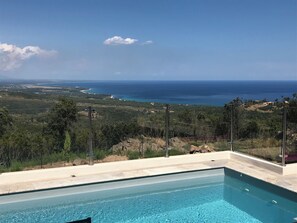 Alberca climatizada 
