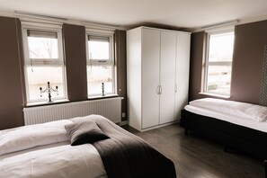 2 bedrooms, iron/ironing board, travel crib, free WiFi
