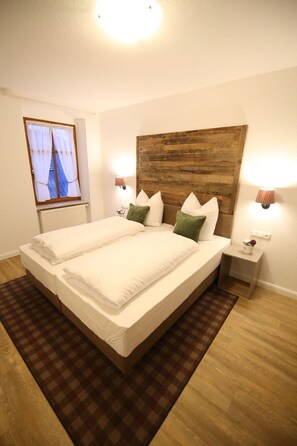 2 chambres, fer et planche à repasser, Wi-Fi, literie fournie