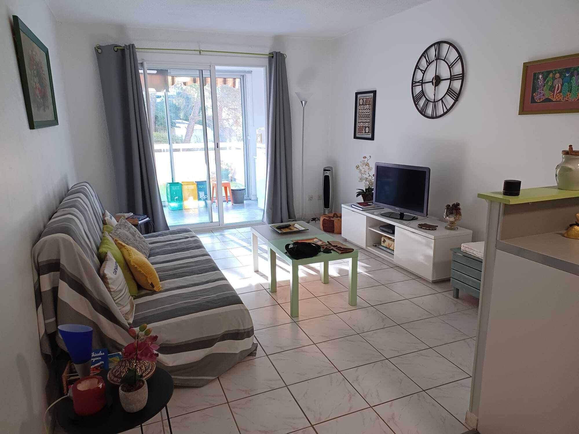 Bandol T2 of 54 m2 and a terrace of 22 m2