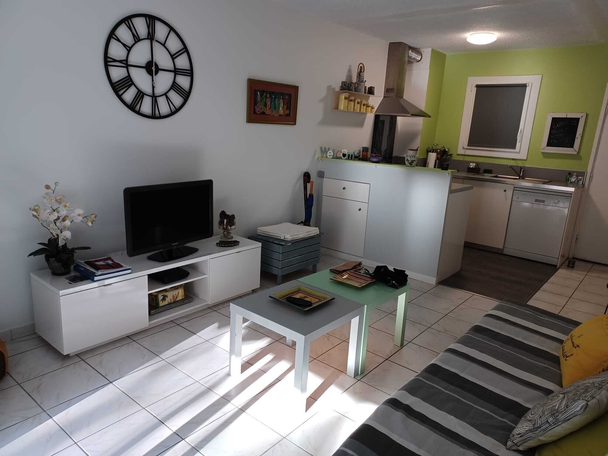 Bandol T2 of 54 m2 and a terrace of 22 m2