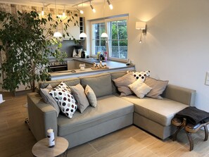 テレビ、DVD プレーヤー、書庫、ビデオライブラリ