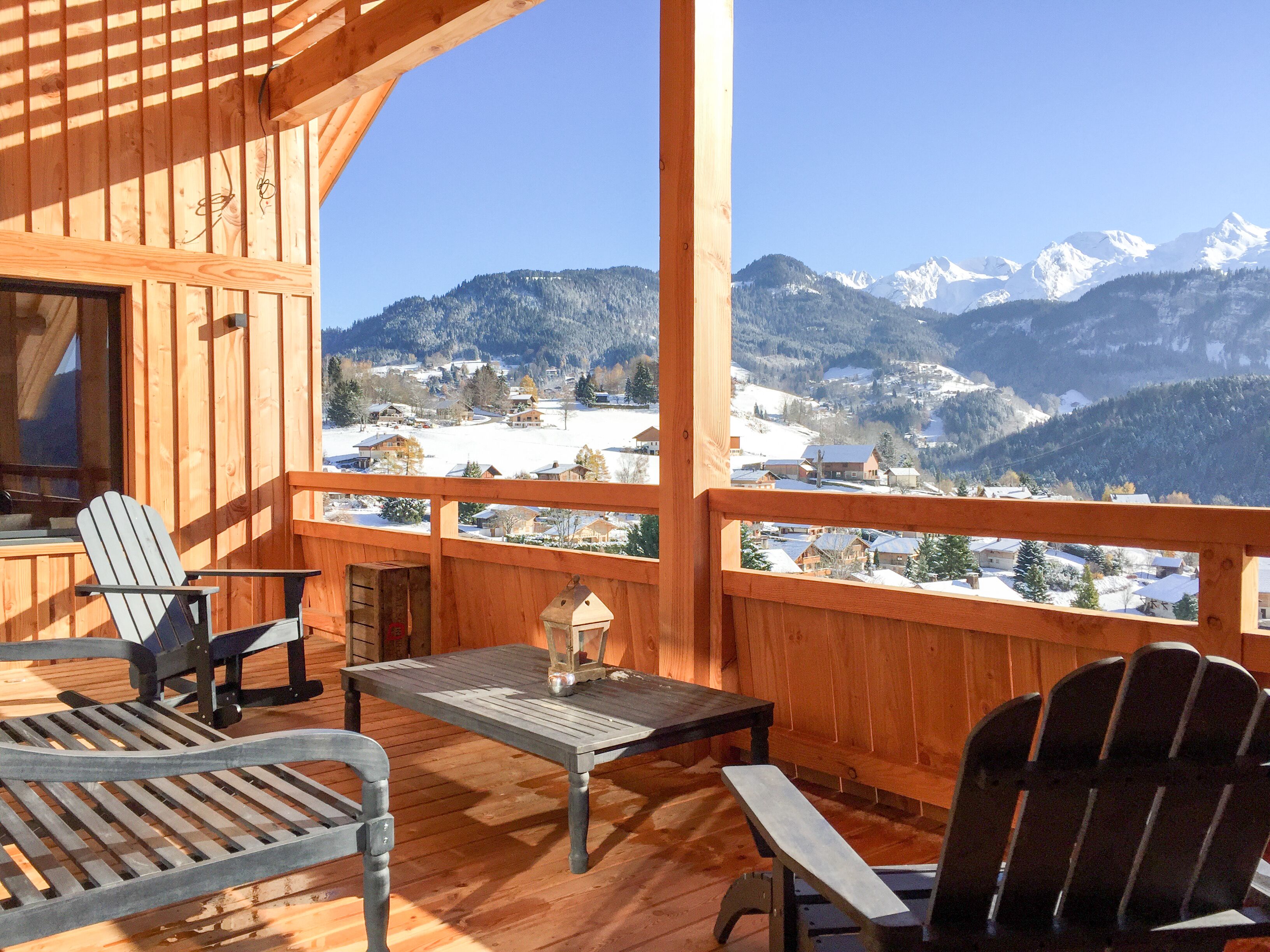 Apartment-loft in detached chalet