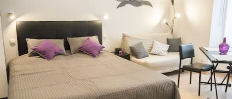 1 Schlafzimmer, Schreibtisch, Bügeleisen/Bügelbrett, kostenloses WLAN