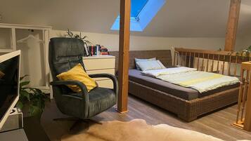 In-room safe, iron/ironing board, free WiFi, bed sheets