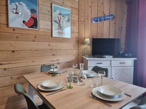 Dining - La Mongie - Apartment T2 for 5 people with balcony - Résidence Béro Bisto (Bagnères-De-Bigorre)