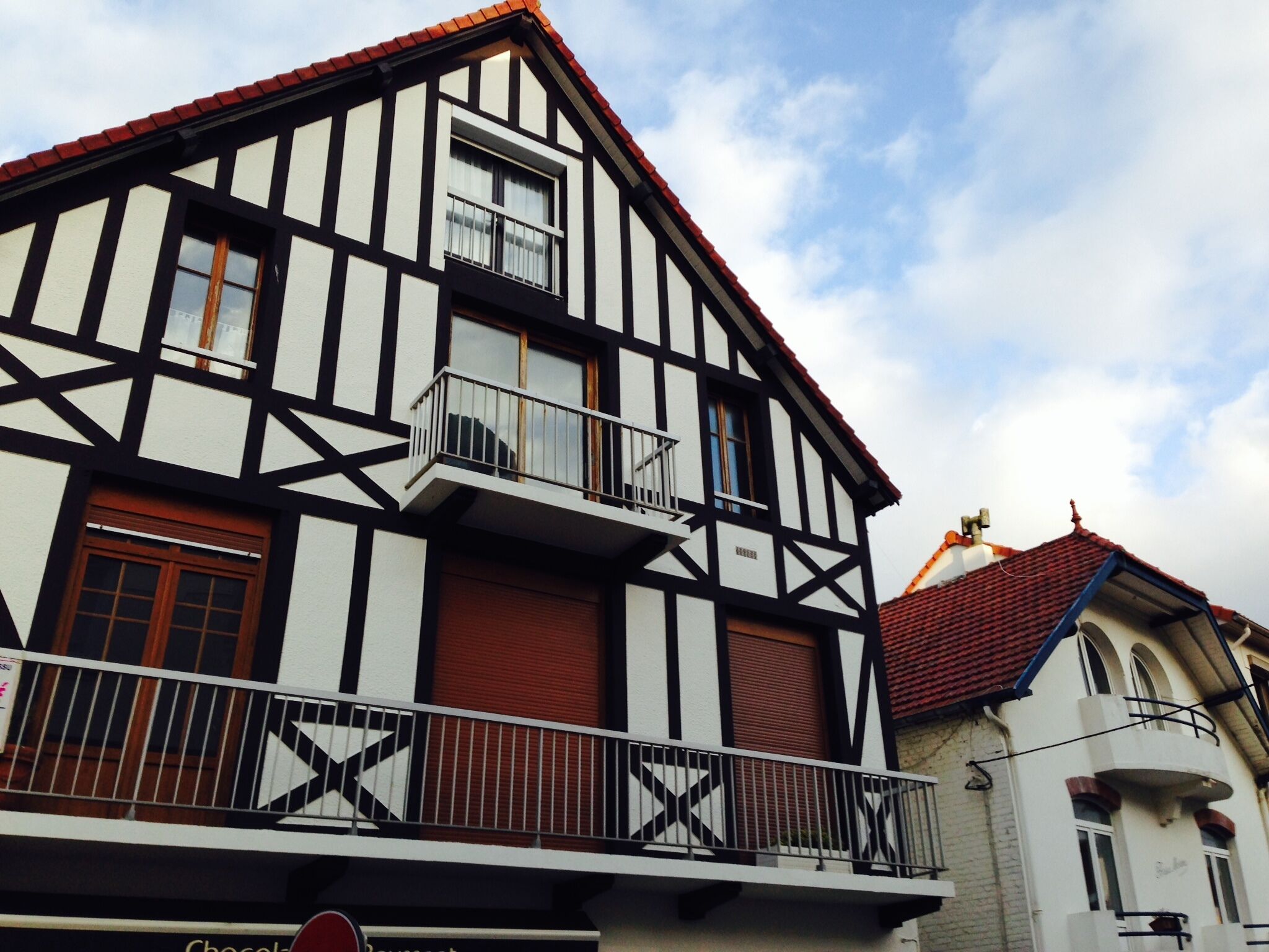 APPART BEAUTIFUL HOUSE TOUQUETTOISE, PROX SHOPS 150M SEA FRONT & ST-JEAN STREET
