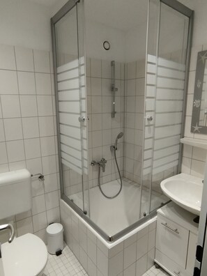 Bathtub