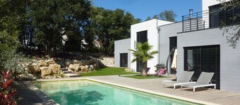 Independent studio of architect between Mediterranean and Cévennes