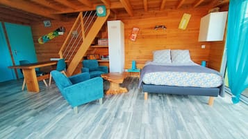 1 chambre, fer et planche Ă  repasser, Wi-Fi gratuit, draps fournis