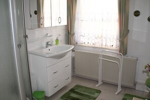 Haartrockner, Handtücher