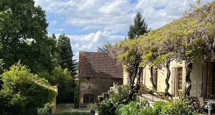 Maison du Périgord à 5 mn à pieds du centre Sarlat