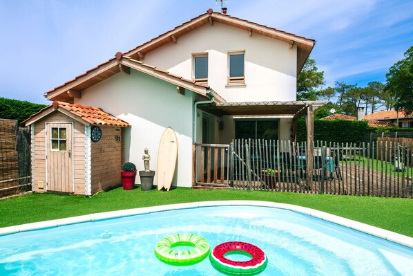 Enjoy a family-friendly stay in this traditional home with a pool and garden.