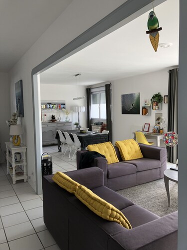 Charming apartment in Royan, near the port, beaches, market.