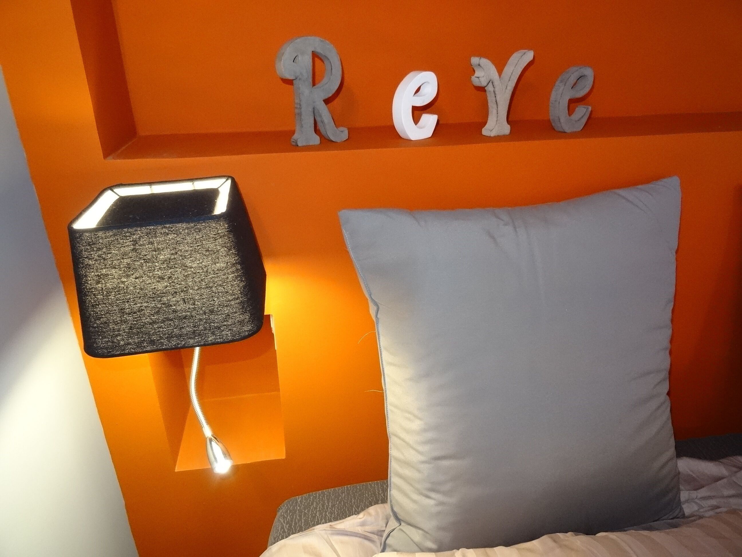 Beautiful apartment 35m2 Chartres center with parking