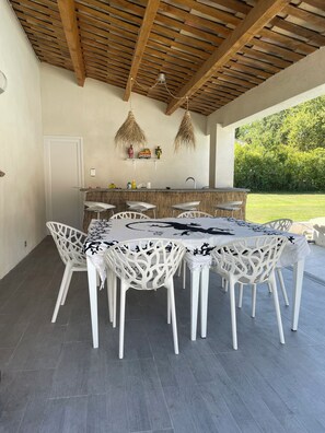 Restauration extérieure