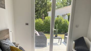 1 bedroom, in-room safe, iron/ironing board, WiFi