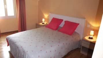 2 camere, ferro/asse da stiro