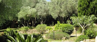 DOMAINE BEAUVALLON -200M BEACHES - GOLFE SAINT-TROPEZ - STE MAXIME - VILLA 300m 