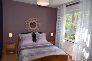 3 chambres, fer et planche Ă repasser, Wi-Fi gratuit, draps fournis