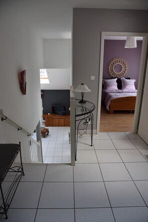3 chambres, fer et planche Ă repasser, Wi-Fi gratuit, draps fournis