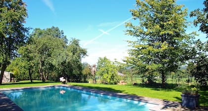 Pequeña casa de encanto y carácter en la Porte des Ardennes