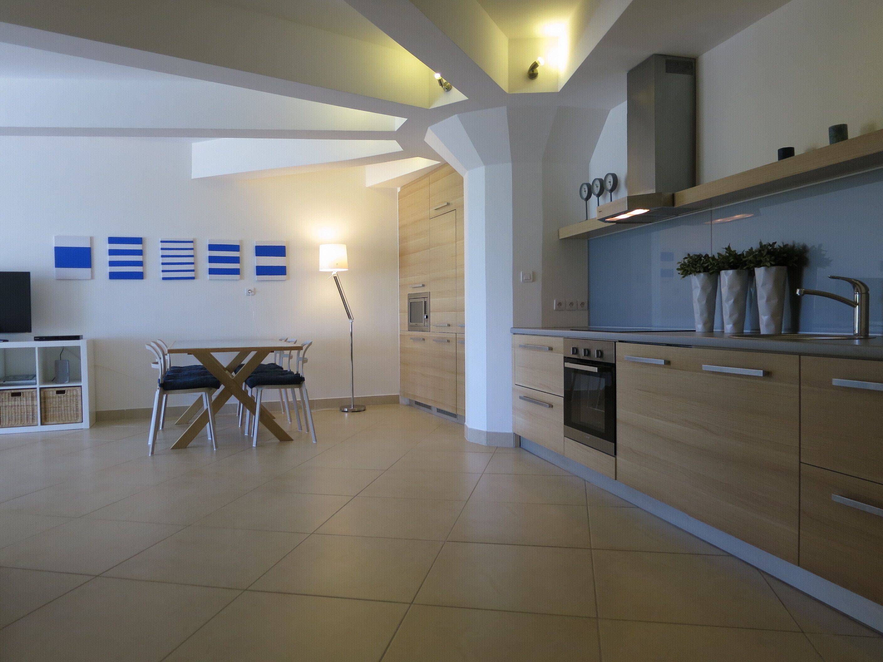 Ground floor villa 4 to 6 people with pool access sea view South Corsica