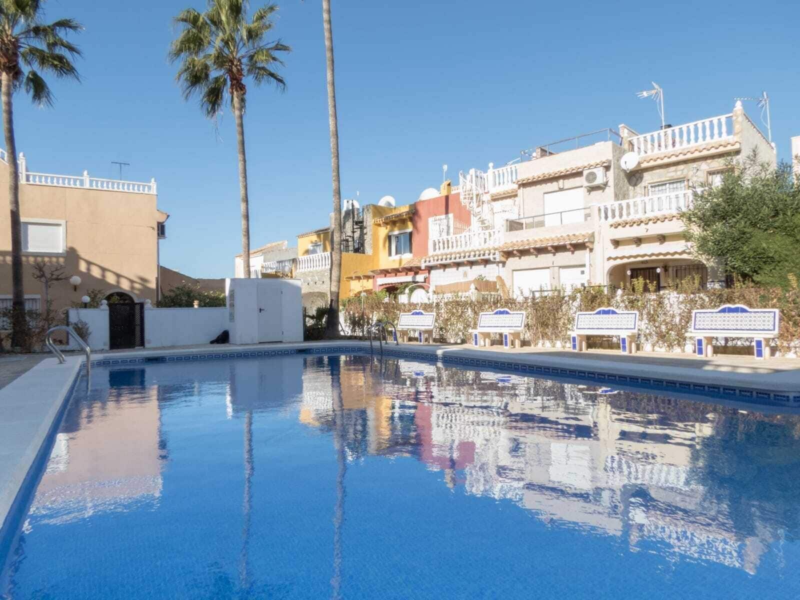 BUNGALOW 2 beds pool la Zenia y playa y wifi included