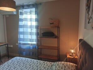 2 bedrooms, desk, iron/ironing board, free WiFi