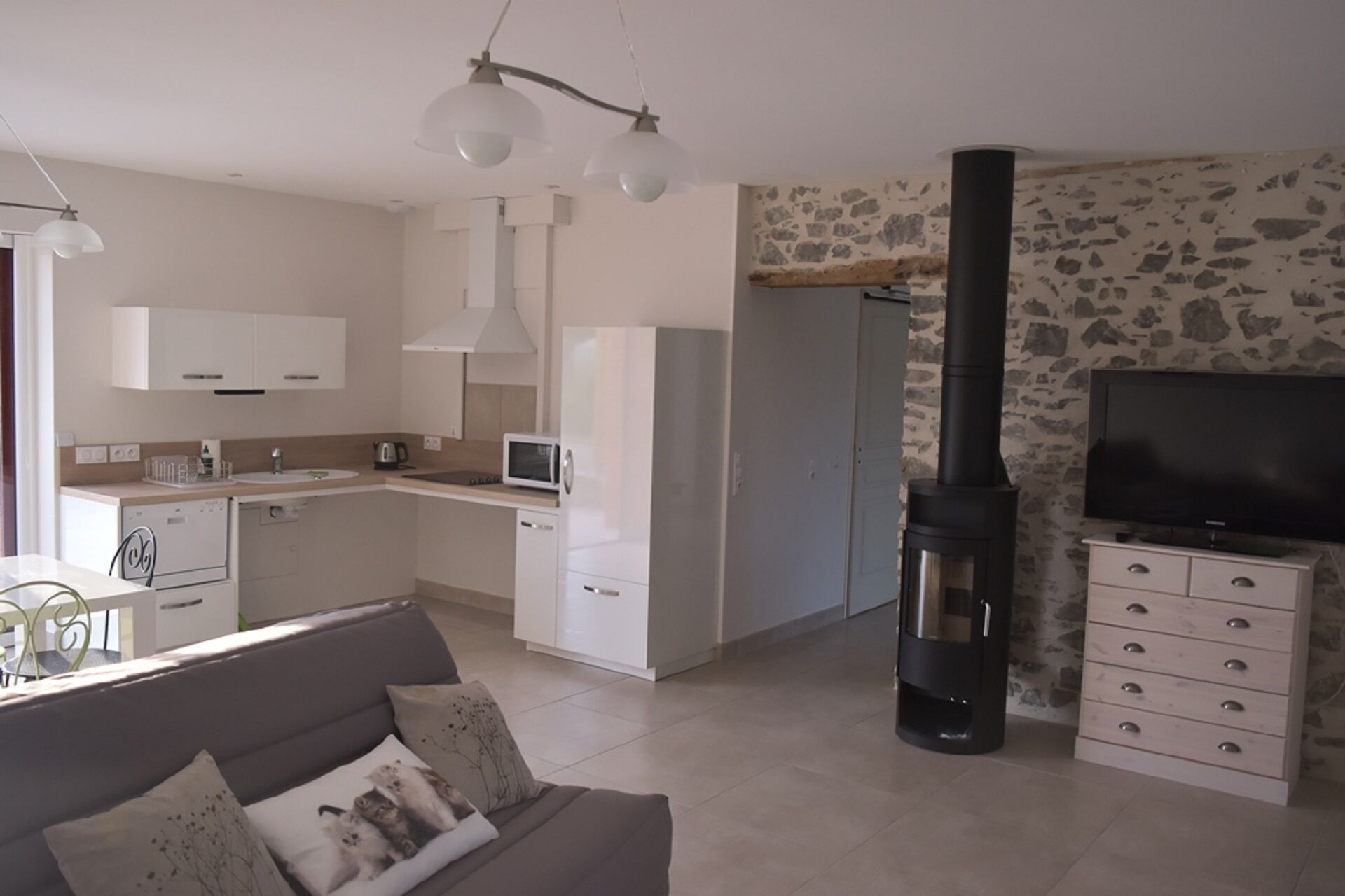 Mon Savoureux Jardin: Comfortable country cottage for animal lovers