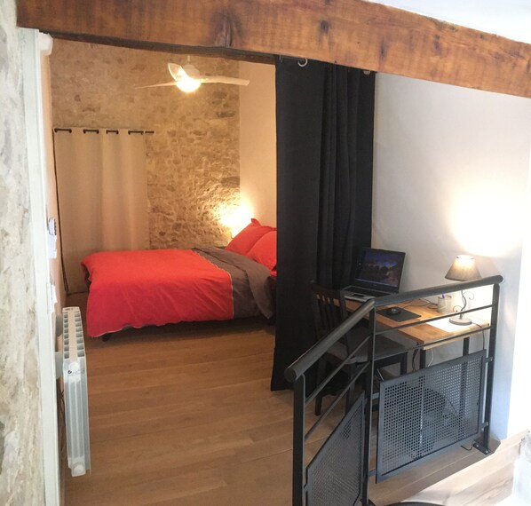 2 bedrooms, desk, iron/ironing board, travel cot