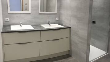 Dusche, Haartrockner
