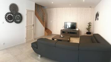 TV, DVD player, stereo