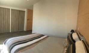 2 Schlafzimmer, Bügeleisen/Bügelbrett, WLAN