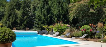 Apartment completely renovated in an old dependence