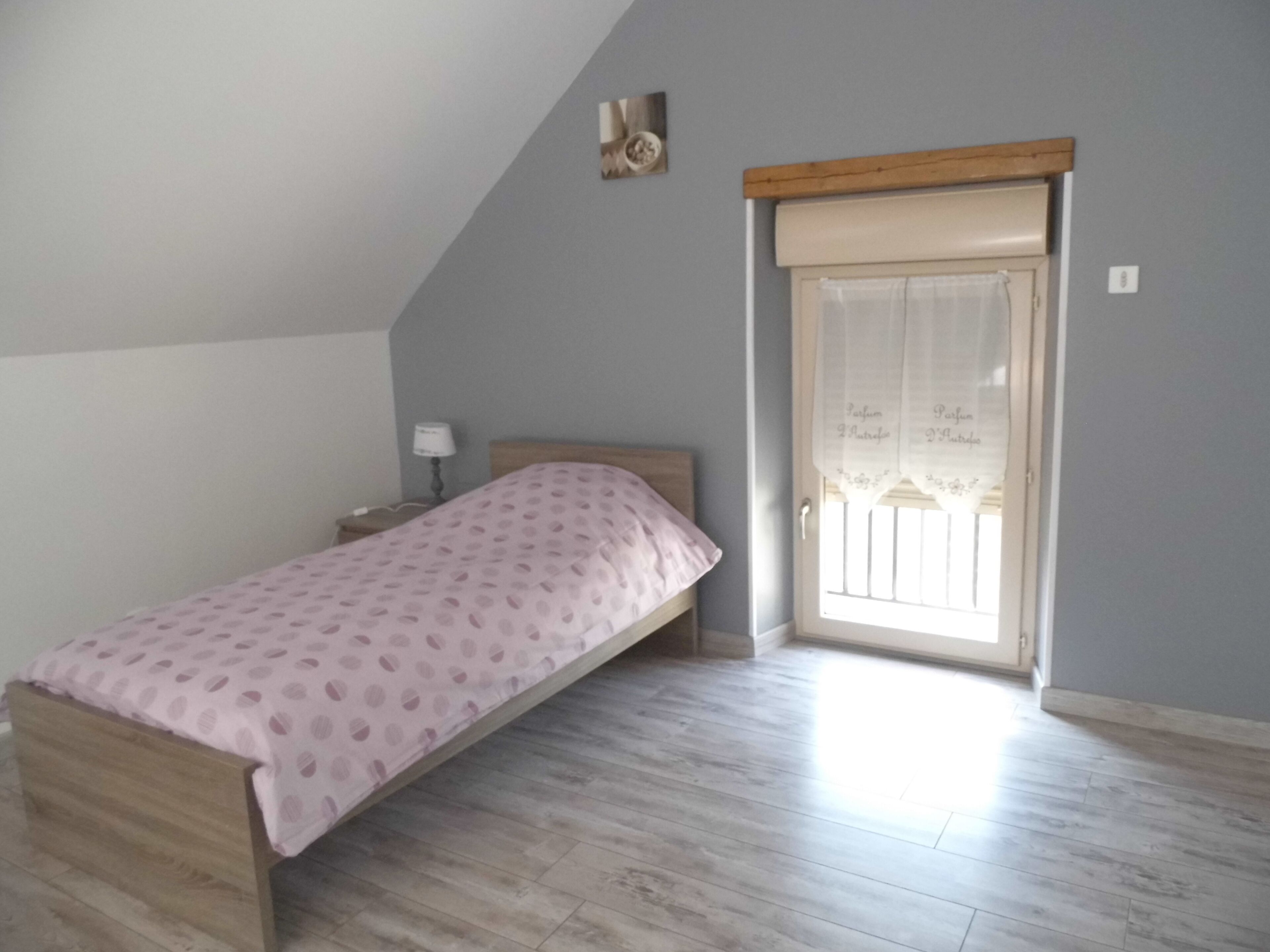 The cottage of Angel near Guédelon