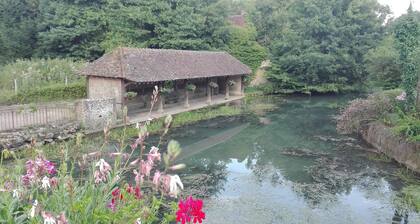 Le gßte d'Angel proche Guédelon