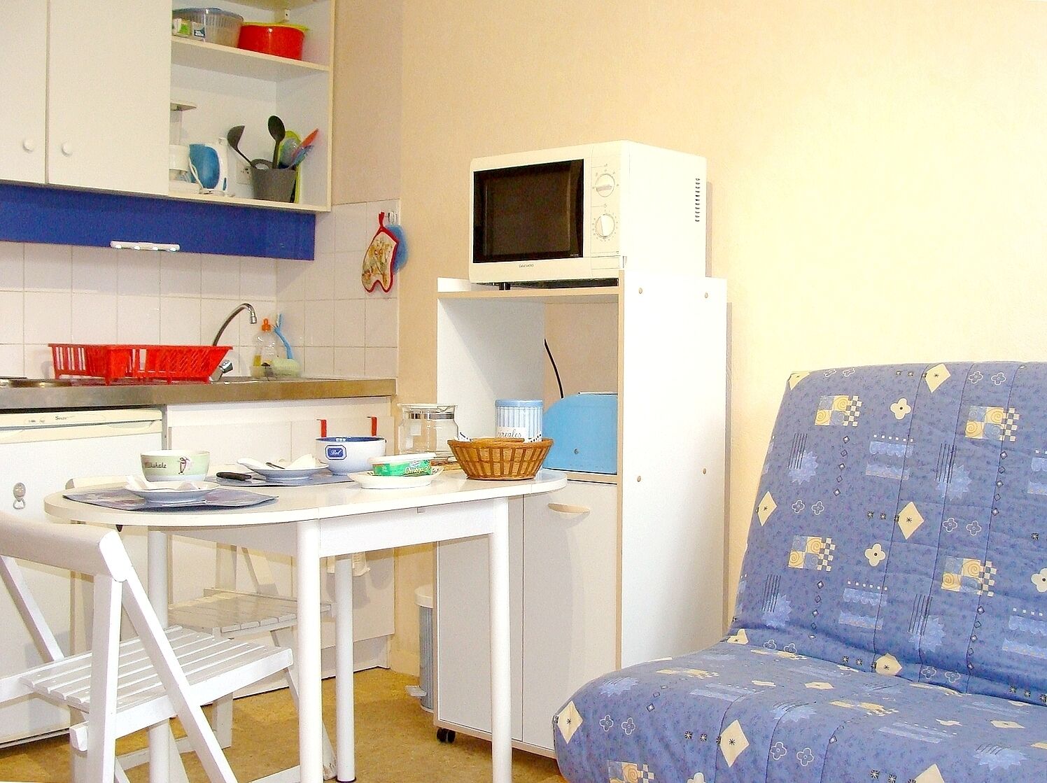 BRIGHT STUDIO Orléans Residence asc + parking, towards racecourse + 1 ° pt already offered