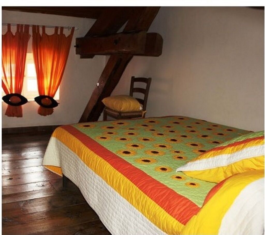 Warm cottage in the heart of the farm