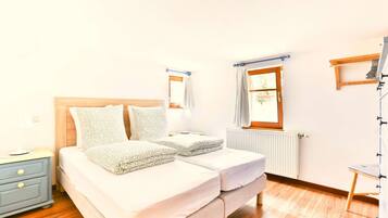 2 sovrum, strykjÀrn/strykbrÀda, resesÀng och wi-fi