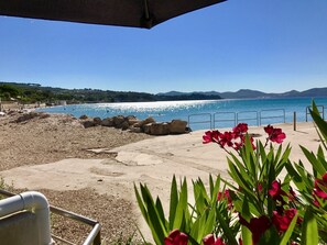 Beach nearby - Standing apartment for 6 people with sea view and direct sea access (La Ciotat)
